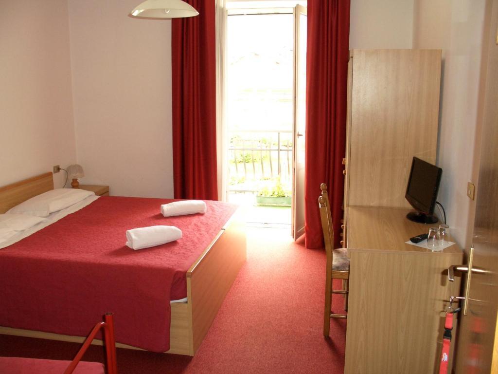 Hotel Bellaria Левико-Терме Номер фото