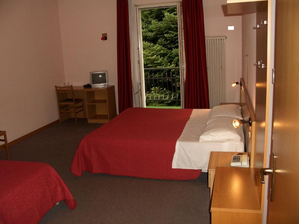 Hotel Bellaria Левико-Терме Номер фото