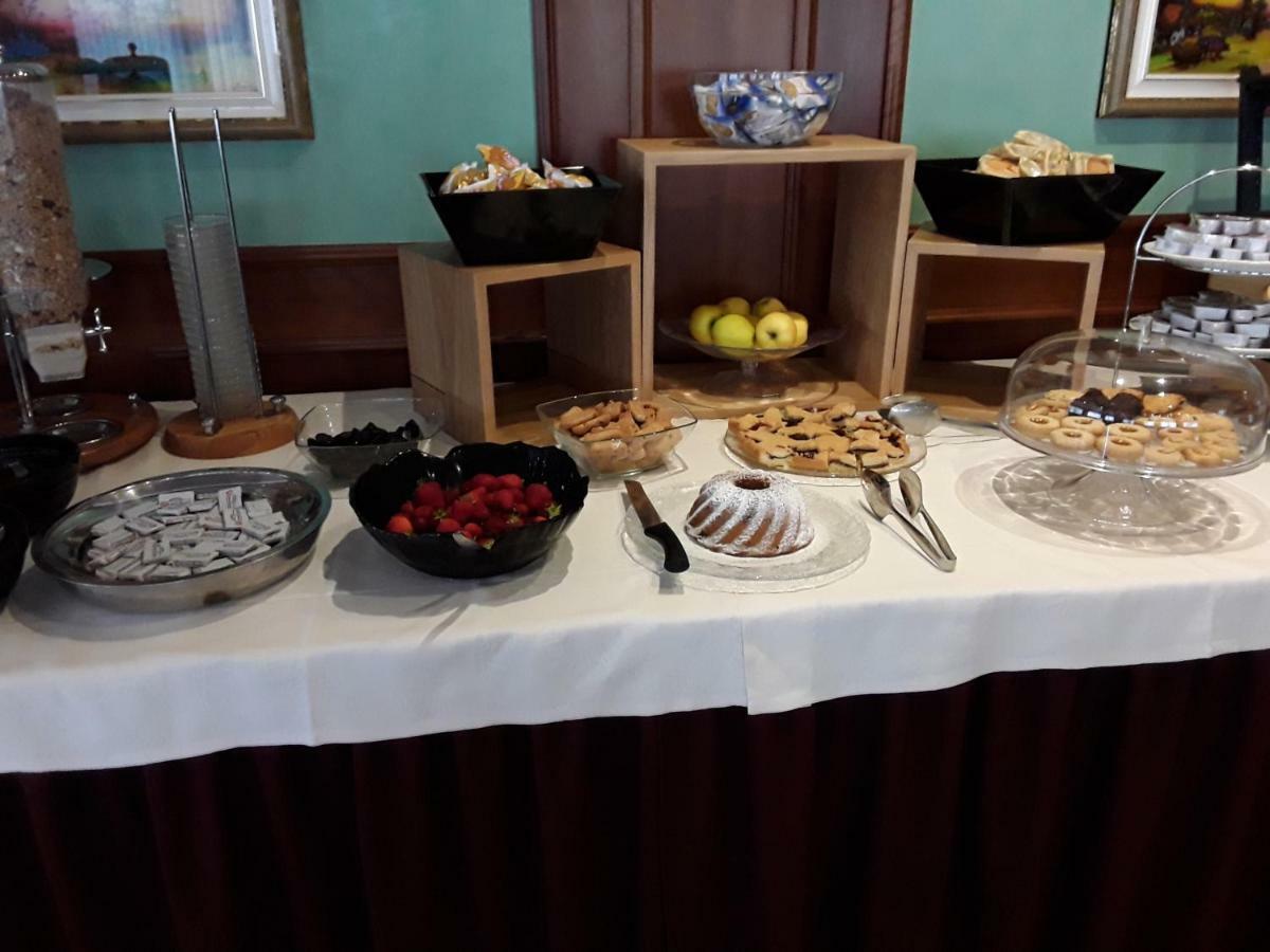 Hotel Bellaria Левико-Терме Экстерьер фото