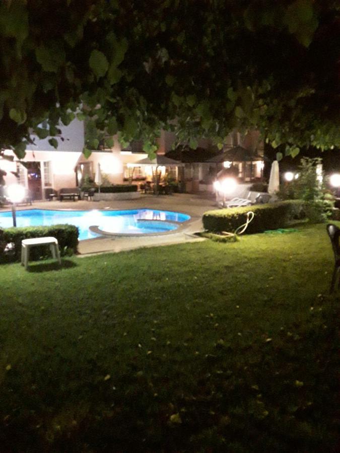 Hotel Bellaria Левико-Терме Экстерьер фото