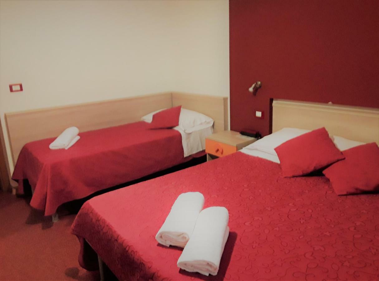 Hotel Bellaria Левико-Терме Экстерьер фото