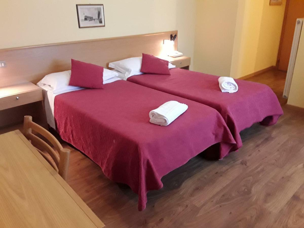 Hotel Bellaria Левико-Терме Экстерьер фото
