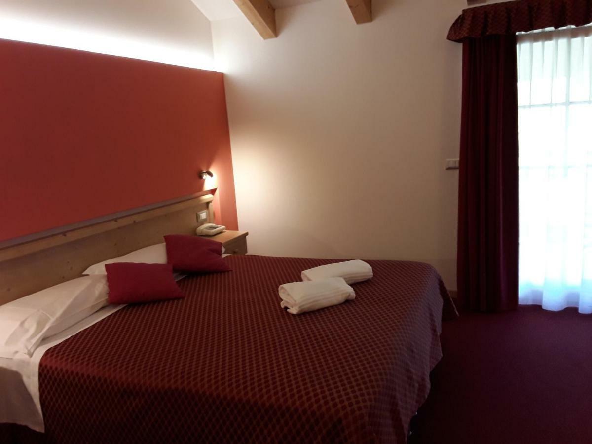 Hotel Bellaria Левико-Терме Экстерьер фото