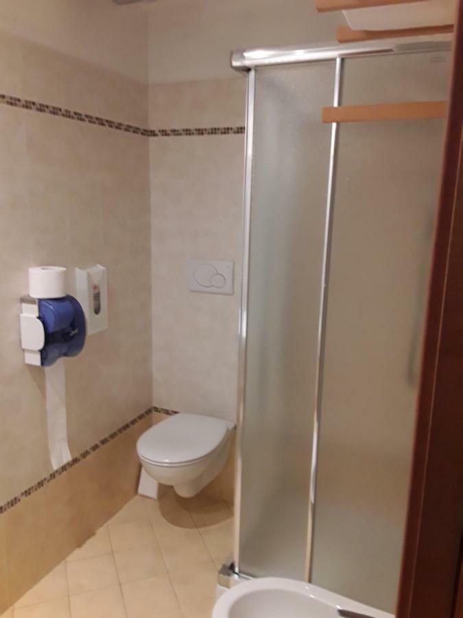 Hotel Bellaria Левико-Терме Экстерьер фото